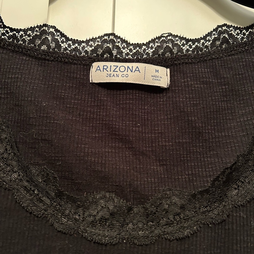 Black laced long sleeve crop top